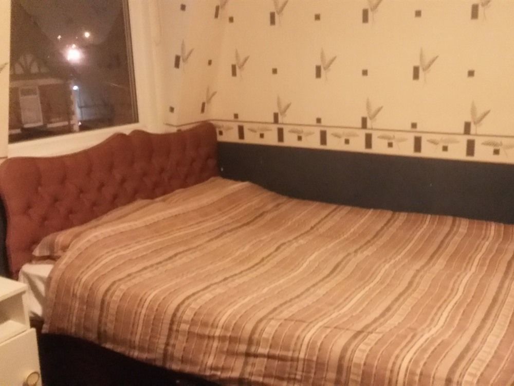 Myroomz Orchid Блэкпул